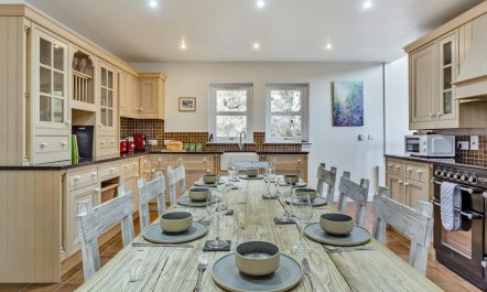 4 Bed in Aberlour 4