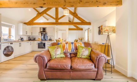 1 Bed in Northwood 1