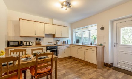 2 Bed in Gransmoor 8