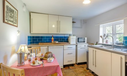 2 Bed in Wolterton 4