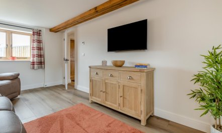2 Bed in Northwood 6