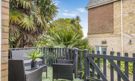 2 Bed in Shanklin 7