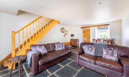2 Bed in Ambleside 8