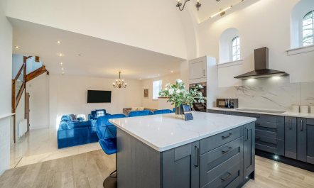 4 Bed in High Bonnybridge 7