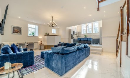 4 Bed in High Bonnybridge