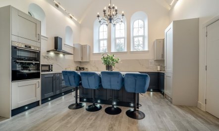 4 Bed in High Bonnybridge 1