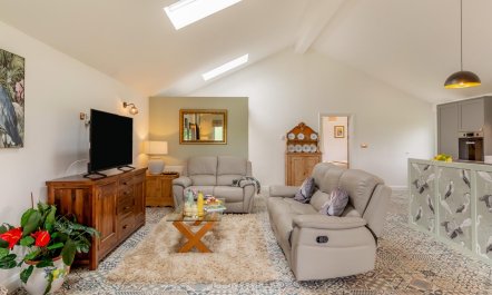 1 Bed in St. Wenn 7