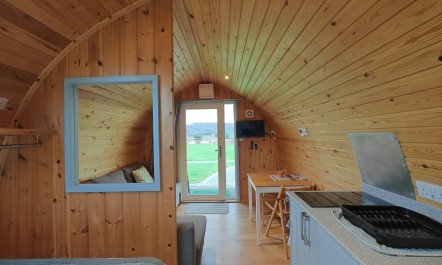 1 Bed in Tyn-y-Groes 4