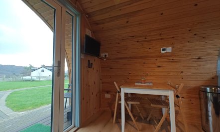 1 Bed in Tyn-y-Groes 6