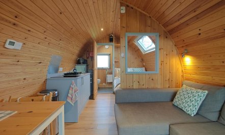 1 Bed in Tyn-y-Groes 2