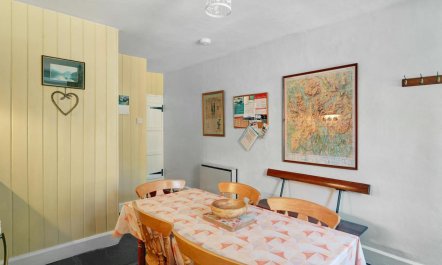 3 Bed in Grasmere 9