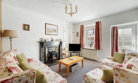 3 Bed in Grasmere 2