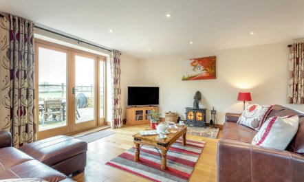 3 Bed in Tenterden 1