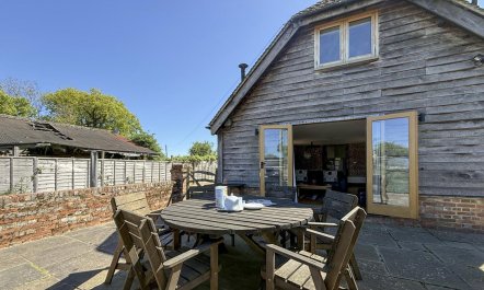 3 Bed in Tenterden 2