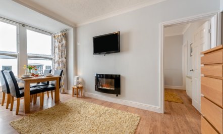 1 Bed in Tenby 6