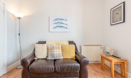 1 Bed in Tenby 4