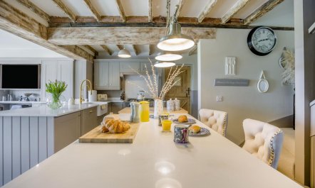 4 Bed in Liddington 9
