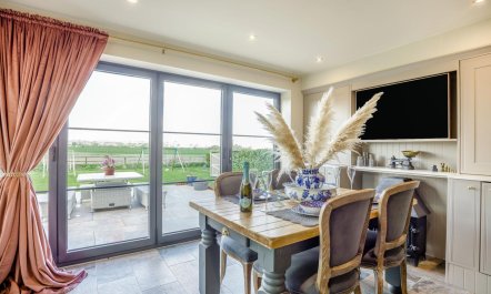4 Bed in Liddington 8