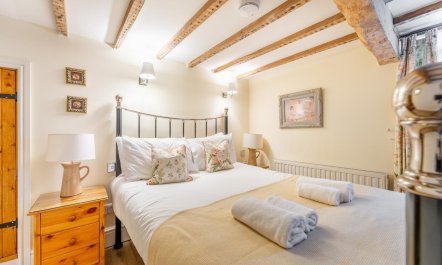 3 Bed in Windermere 1