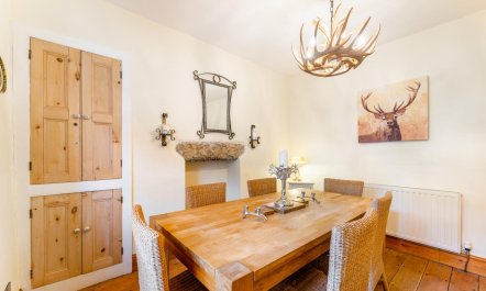 3 Bed in Windermere 3