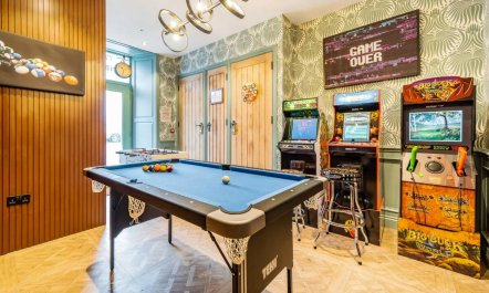 5 Bed in Middleton 3
