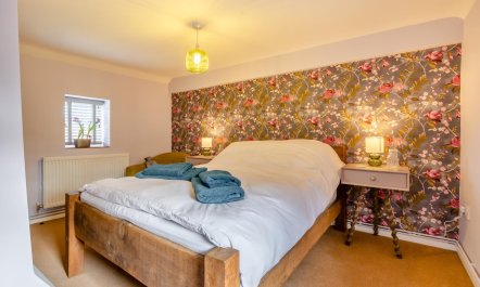 2 Bed in Hempstead 3