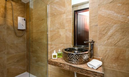 7 Bed in Kendal 5