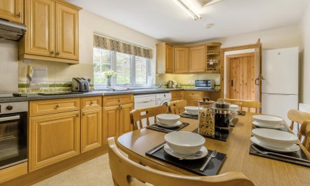 3 Bed in Llanidloes 5