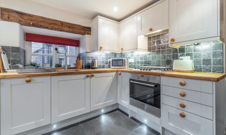 1 Bed in Ambleside 8
