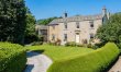 4 Bed in Castleton 0