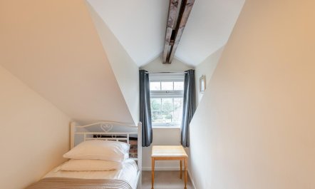 2 Bed in Hunston 9
