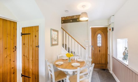 2 Bed in Hunston 1