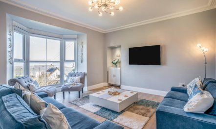 3 Bed in Mumbles 4