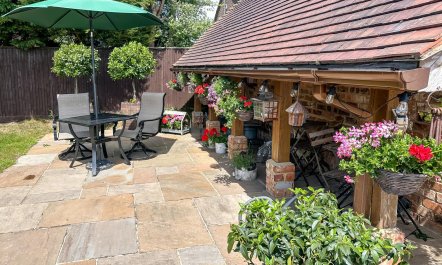 1 Bed in Piltdown 2