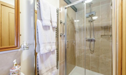 1 Bed in Piltdown 3