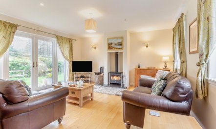 3 Bed in Poolewe
