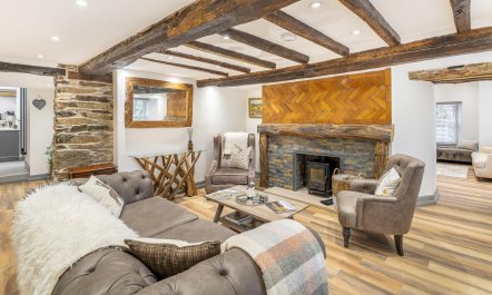 8 Bed in Windermere 4