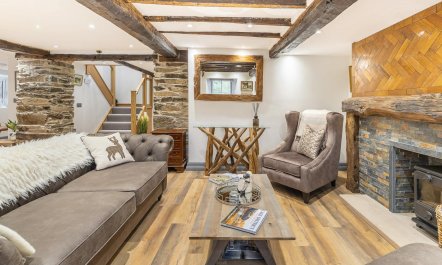 8 Bed in Windermere 5