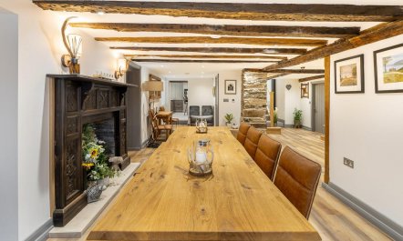 8 Bed in Windermere 8
