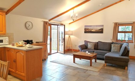 3 Bed in Parkmill 3