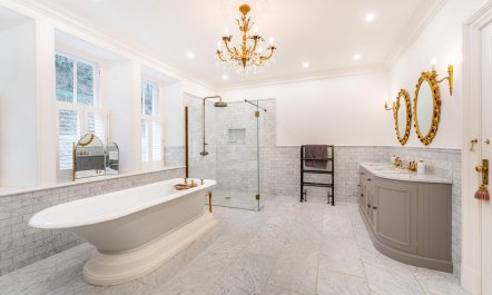 5 Bed in Staveley 4