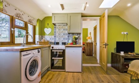 1 Bed in Plaitford 1