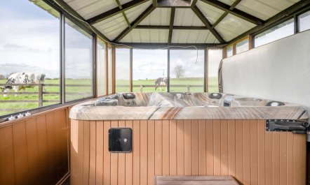 3 Bed in West Stour 1