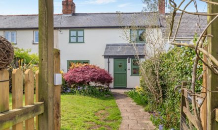 3 Bed in Holcombe Rogus