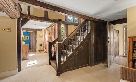 6 Bed in Storridge 9