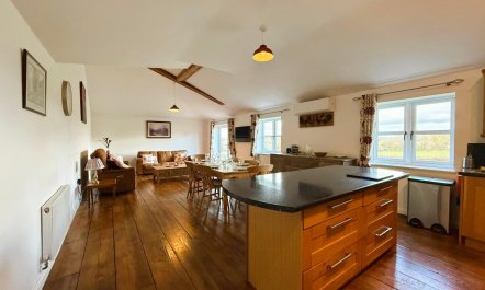 2 Bed in Old Hall Green