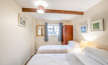2 Bed in Hunston 4