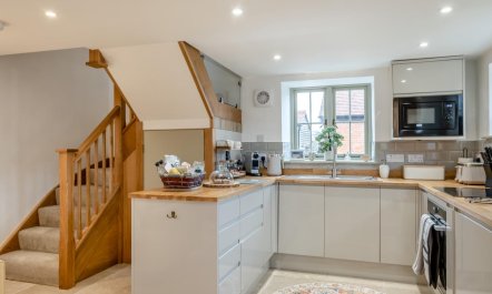 1 Bed in Havenstreet 9