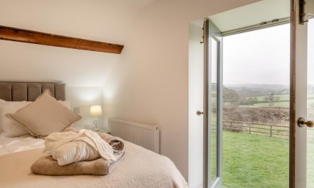 1 Bed in Havenstreet 1