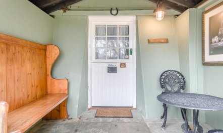 1 Bed in Hunston 8